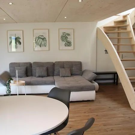 Mountain Oasis Kandersteg-adelboden アパート Kandergrund